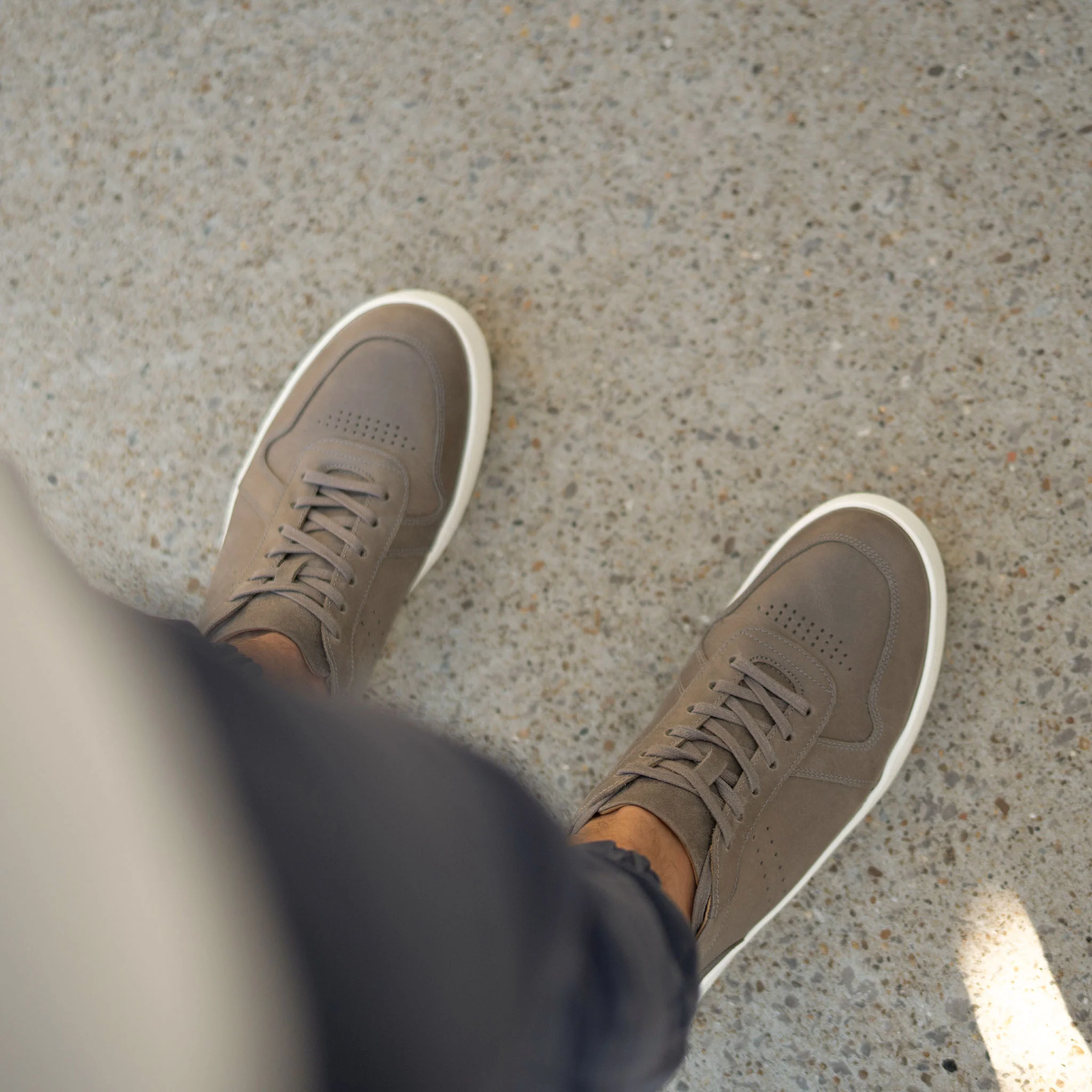 Men's Beto Go-To Court Sneaker Grey - Image 9